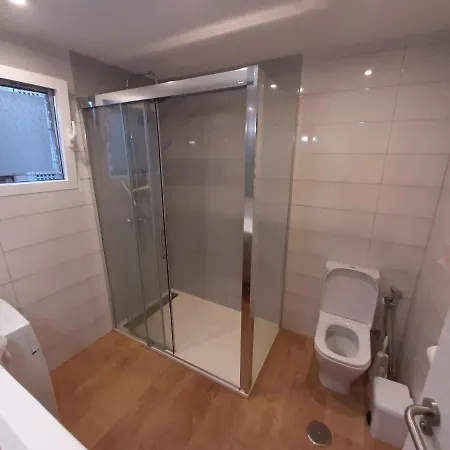 Апартаменти 1a Linea Anri