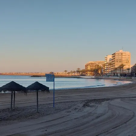 Apartmán 1a Linea Anri Torrevieja